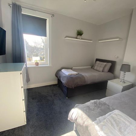 Glasgow Apartment Close To The Airport レンフルー エクステリア 写真